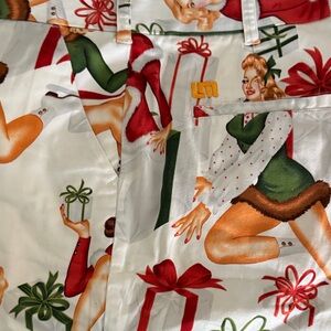 Stylish Holiday Print Athletic Shorts